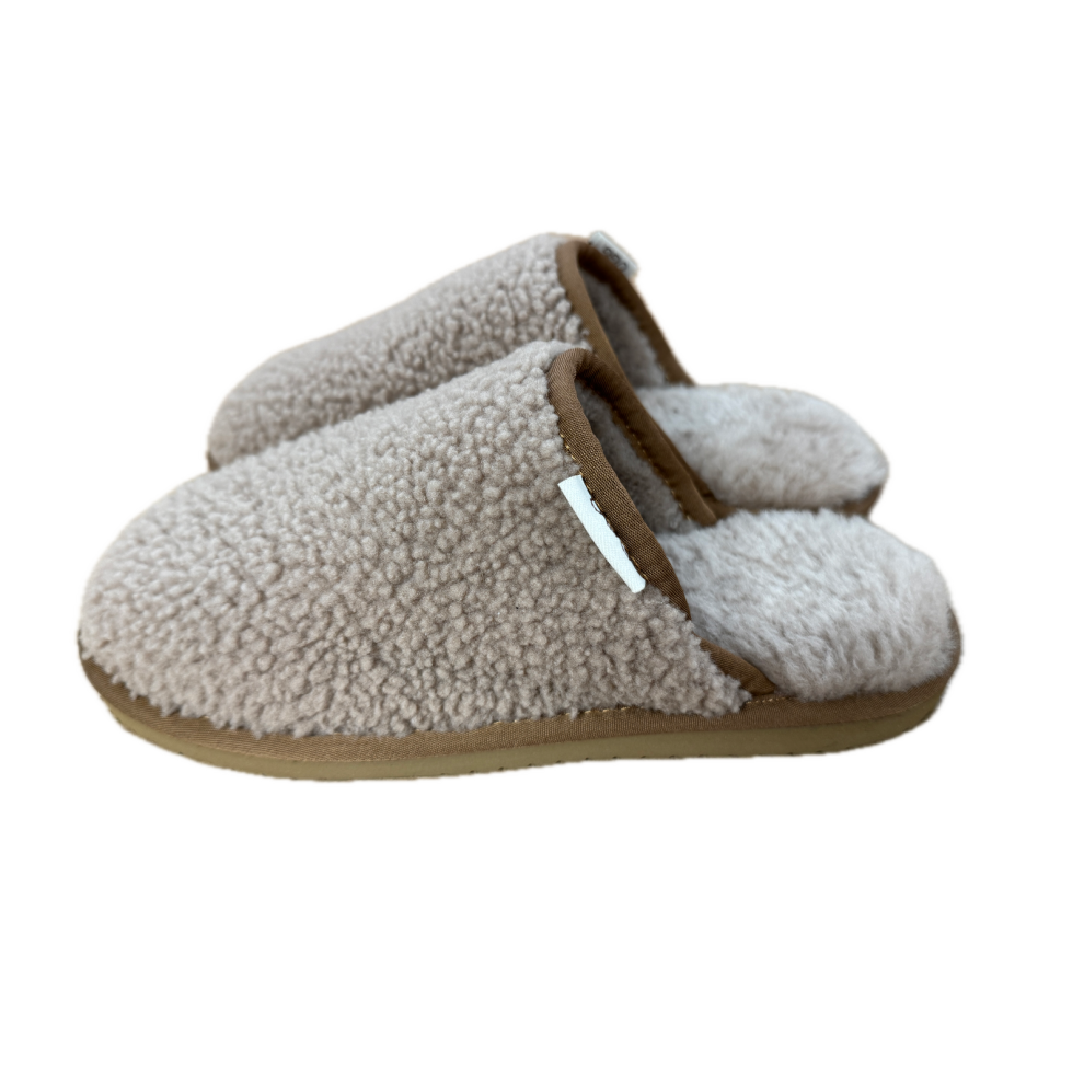 (Medium) 100% Australian Merino Sheepskin Curly Scuffs Moccasins Slippers Slip On UGG - Chestnut