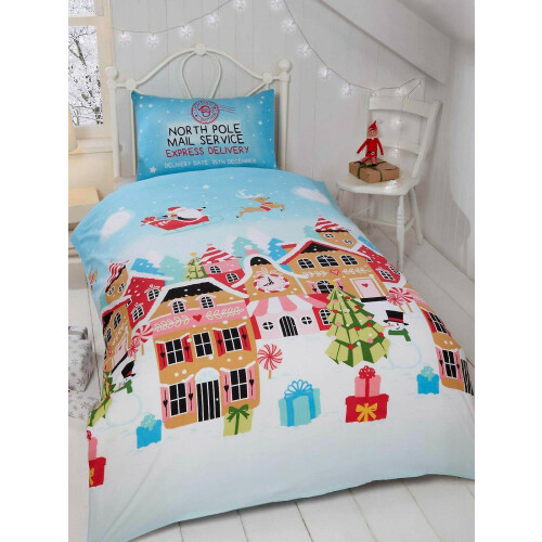 Gingerbread Town 4 in 1 Junior Christmas Bedding Bundle (Duvet, Pillow