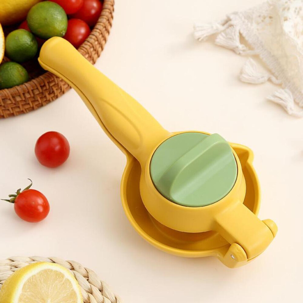 (Yellow) Lemon Squeezer Hand Held Juicer Lemon Lime Squeezer Manual Orange Citrus Press Juicer Squeeze Kitchen Manual Juicers