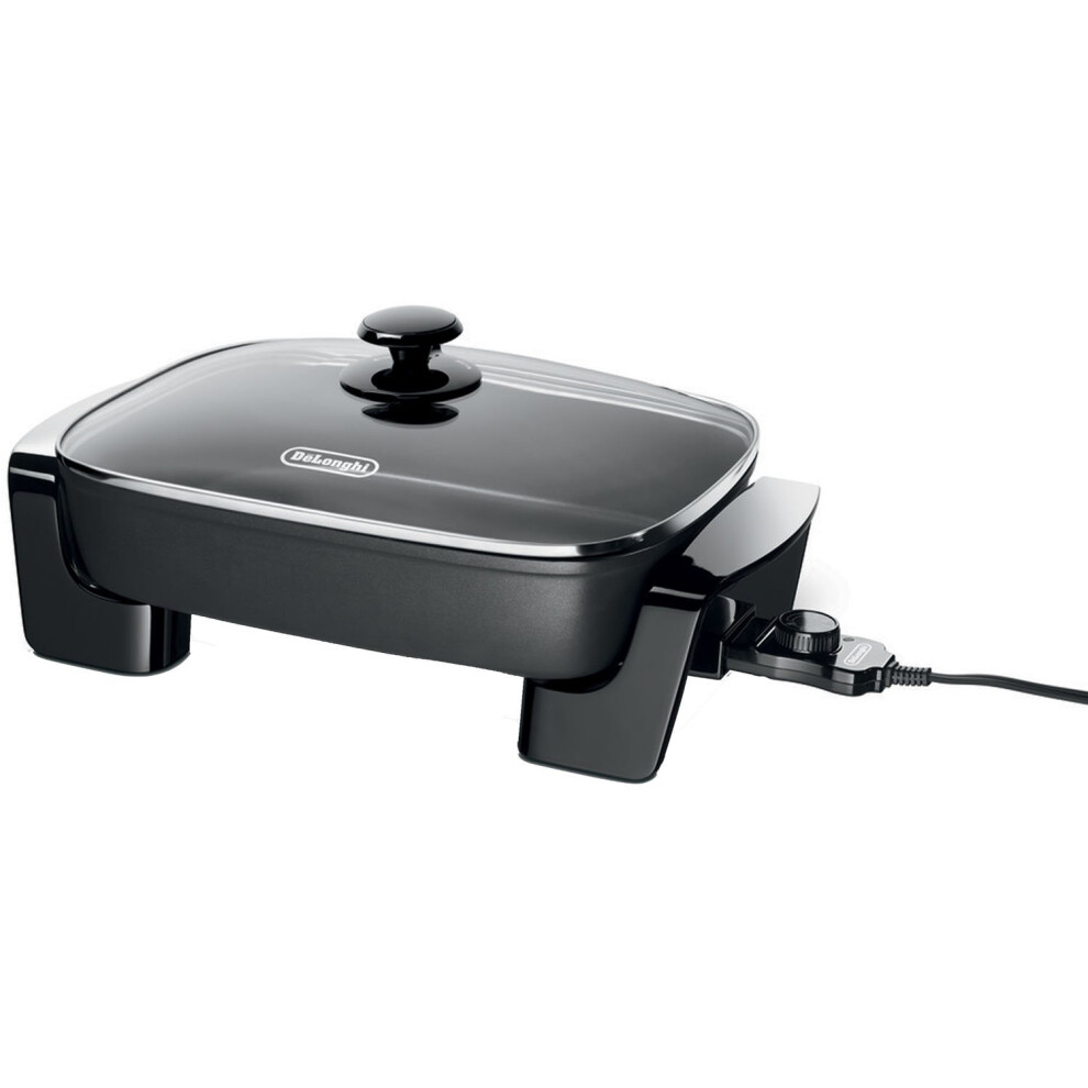 DeLonghi Electric Skillet with Tempered Glass Lid  16 X 12  Black