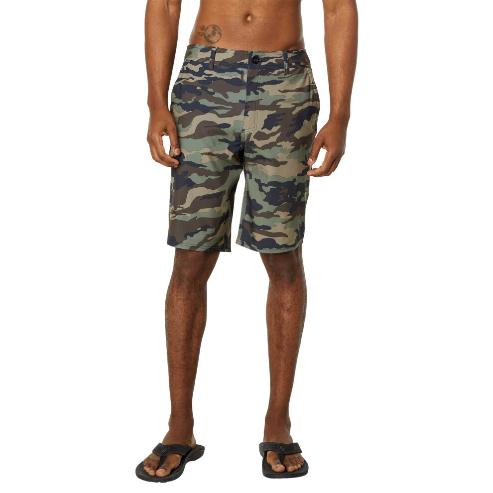 Mens Loaded 20 Hybrid Shorts  Camo  38