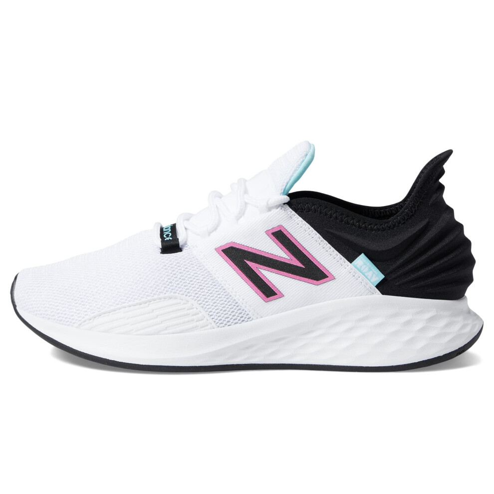 New Balance Womens Fresh Foam Roav V1 Running Shoe  WhiteBlackSurf  11