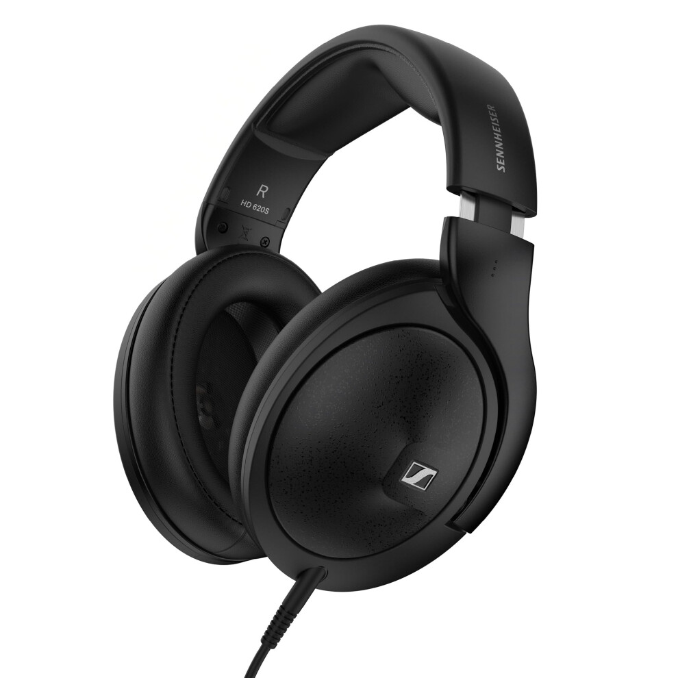 Sennheiser HD 620S Closedback Headphones  Premium Audiophile Stereo Sound with Speakerlike Spatial Imaging and Optimized Surr