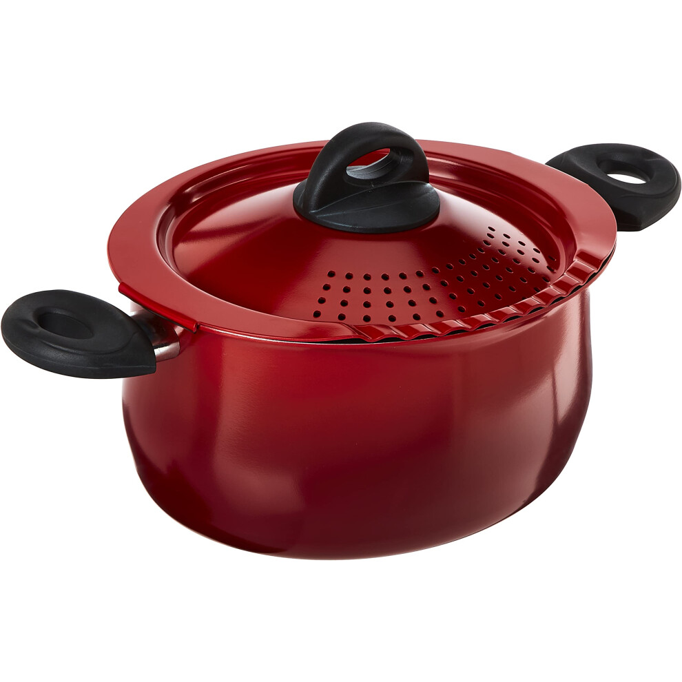 Bialetti 55 Quart Pasta Pot with Strainer Lid  Red  Elongated Oval Pot for Longer Spaghetti  Lasagna  Penne  Farfalle Noodles