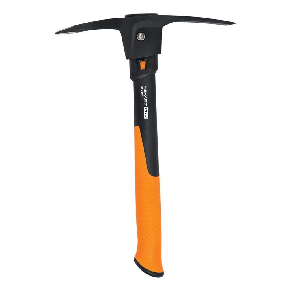 Fiskars IsoCore Pickaxe Mattock with Shock Absorbing Handle  15 lb