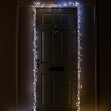 5.5m 800 LED Door LIghts with Timer in White & Warm White on Silver Wire