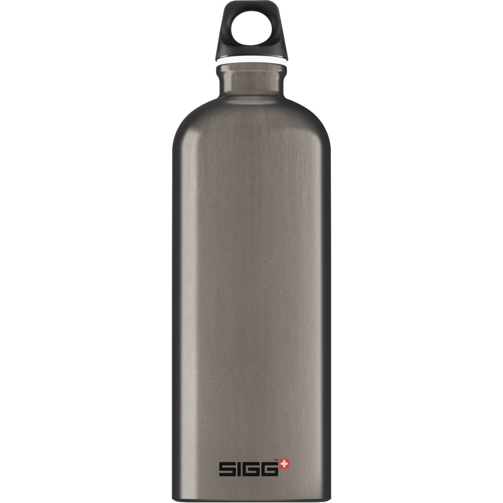 SIGG - Aluminum Water Bottle - Traveller Smoked Pearl - With Screw Cap - Leakproof  Lightweight  BPA Free - 34 Oz Grey