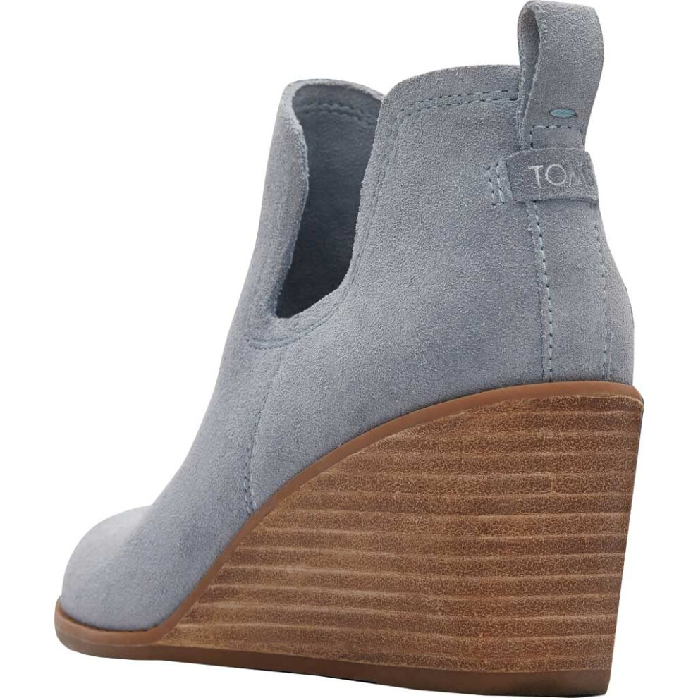 TOMS - Womens Kallie Boots  Size: 11 B(M) US  Color: Stone Grey Suede