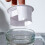 Glaskrug mit Deckel für Getränke - Wasser, Saft, Eistee 5