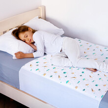 Lynmark Potty Training Bed Pad with Tucks, Mattress Protector for Waterproof Protection | Safari | Lifesaver for Mattress, Excellent for Toilet
