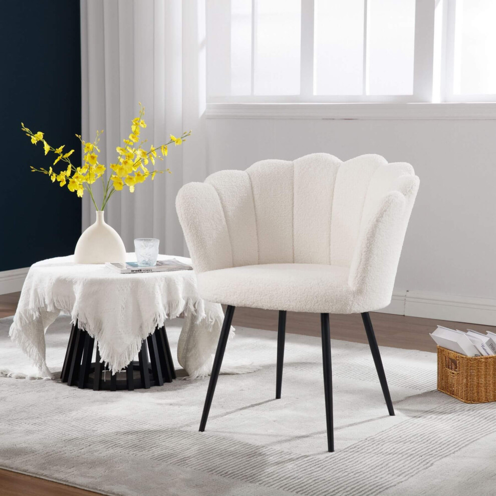 (White) Elegant Round Scallop Chair Compact And Stylish