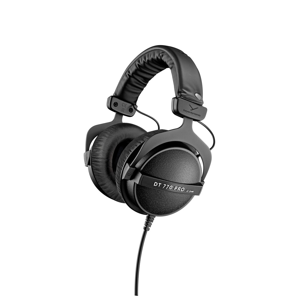 beyerdynamic DT 770 PRO 32 Ohm Over-Ear Headphones in Black. Enclosed Design  Wired for Professional Sound in The Studio and on Mobile Devices Such as