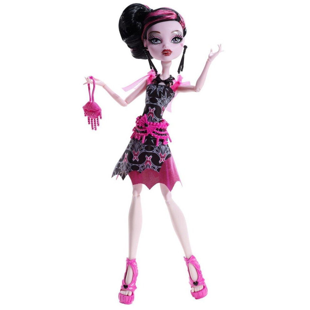 Monster High Frights  Camera  Action! Black Carpet Draculaura Doll