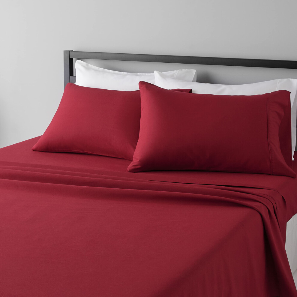 Amazon Basics Lightweight Super Soft Easy Care Microfiber 4-Piece Bed Sheet Set with 14-Inch Deep Pockets  Full  Burgundy  Solid