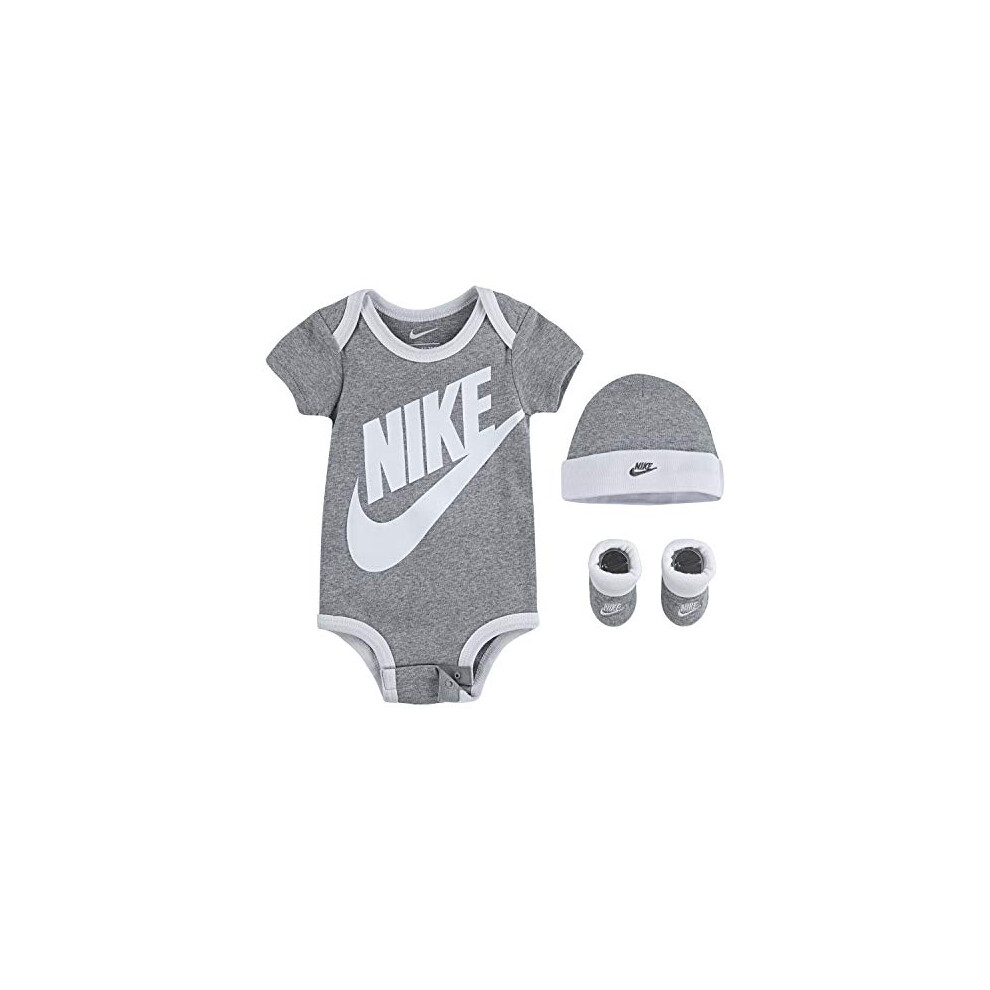 Nike Baby Hat  Bodysuit and Booties 3-Piece gift Box Set  grey Sportswear  06M