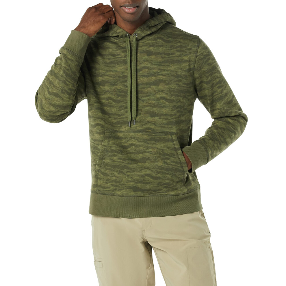 Amazon Essentials Men's Hooded Fleece Sweatshirt (Available in Big & Tall)  Green Abstract Camo  Medium