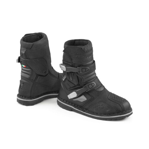(EU 47) Forma Terra Evo Dry Low Adventure Boots Black