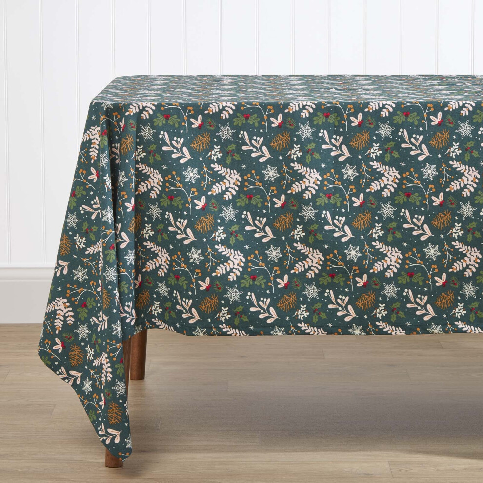 Homescapes (178 X 305 Cm) Festive Forest 100% Cotton Christmas Tablecloth Green