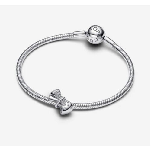 Pandora Pandora Sparkling Bow Charm 793442C01 1