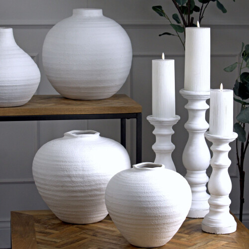 Regola Large Matt White Ceramic Vase 2