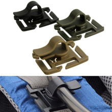 Neue drehbare Trinkschlauch-Webband-Rohrklemme Clip Molle Hydration Blase Halter