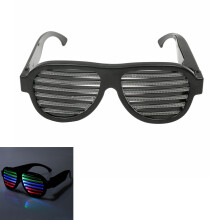 Nieuwe Geluidscontrole LED Flitsende Bril Feest Bar Mode Zonnebrillen Eyewear Goggles