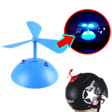 Neuer Motorradhelm Windkraft Leuchtendes Bambus-Libellenblatt Propeller Saugnapf Vollgesichtshelm Dekoration