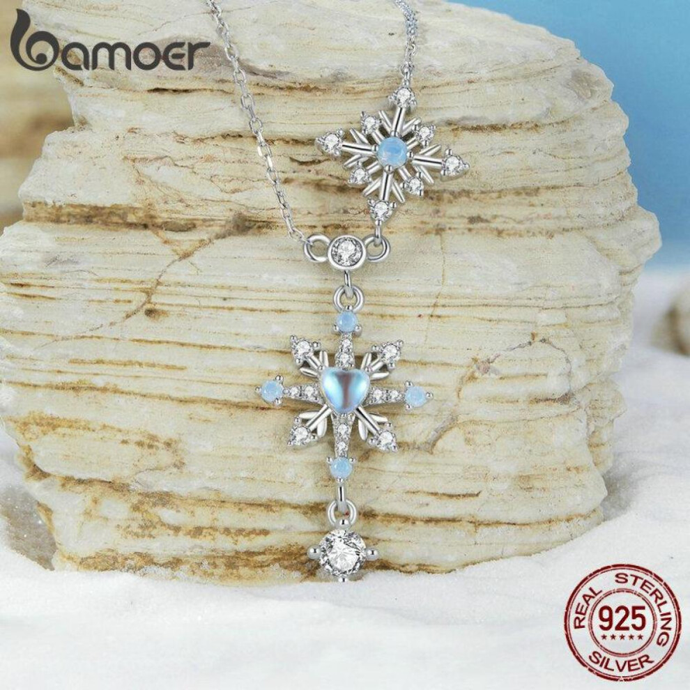 (925 silver) Bamoer 925 Sterling Silver Snowflake Pendant Necklace Heart-shaped Moonstone Starburst Neck Chain For Women Anniversary Gift