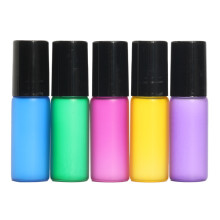 15 Pezzi bottiglia di glass con pallina roll-on da 5 ml di colori misti contenitore piccolo per profumo olio essenziale