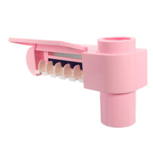 MC-891 Supporto per sterilizzatore di spazzolini da denti a infrarossi lontani da 220V da parete con tubo di dentifricio