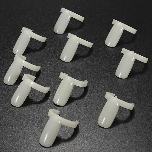 50PCS DIY Ring Valse Beige Oefen Nagelkunst Tool Displayer