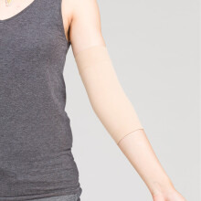 Maniche compressive per coprire tatuaggi sul braccio in color della pelle