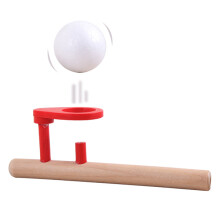 Giocattolo di wood per bambini gioco con palline di schiuma galleggianti.