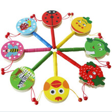 Rattolo per neonati in wood a forma di cartone campanella a mano tamburo giocattolo per bambini