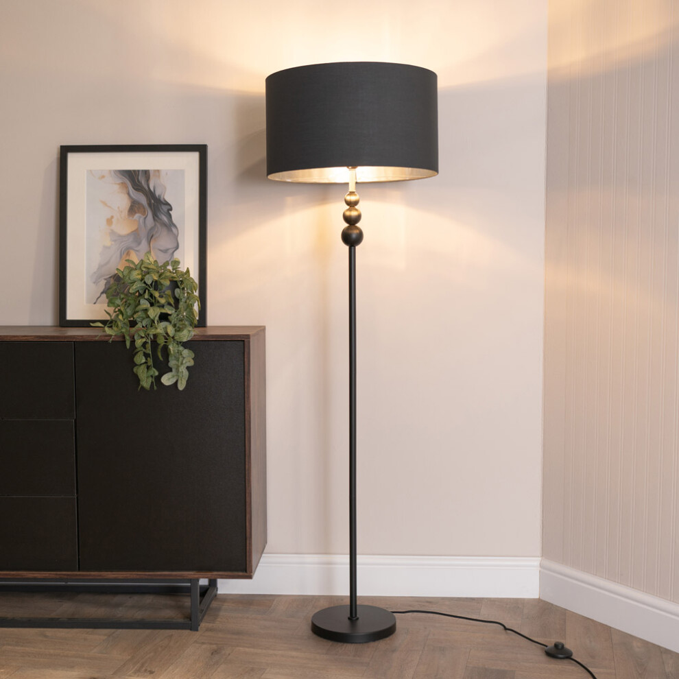 ValueLights Marissa Black Floor Lamp with Black & Chrome Lamp Shade