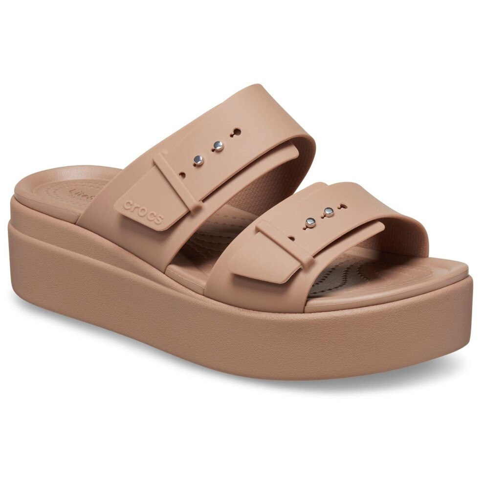 Crocs (Brown, 4 (Adults')) Brooklyn Thermoplastic Women's Latte Sandals