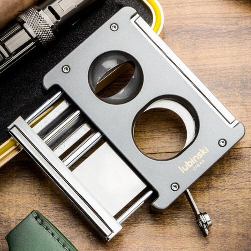 Cigar Cutter Multi-function Portable V Scissors Tapper Straight Snips Cigarette Holder Design With Leather Case 1