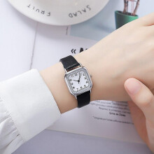 Ins Small Silver Small Square Digital Watch Ladies Quartz Watch Black
