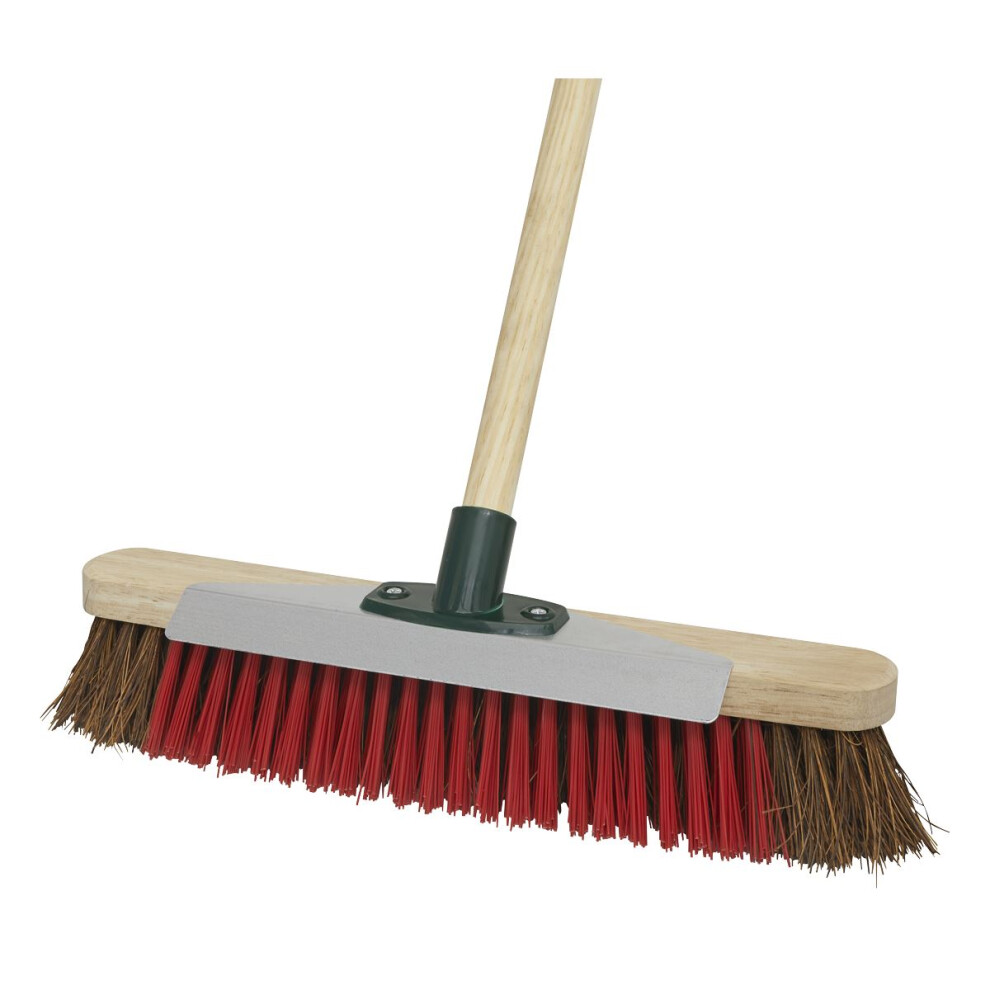 Sealey Heavy-Duty Stiff/Hard Bristle Broom With Scraper 16"(405mm) BM16SC