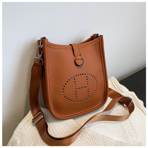 (Light brown) Solid color letter small square bag off-road bag