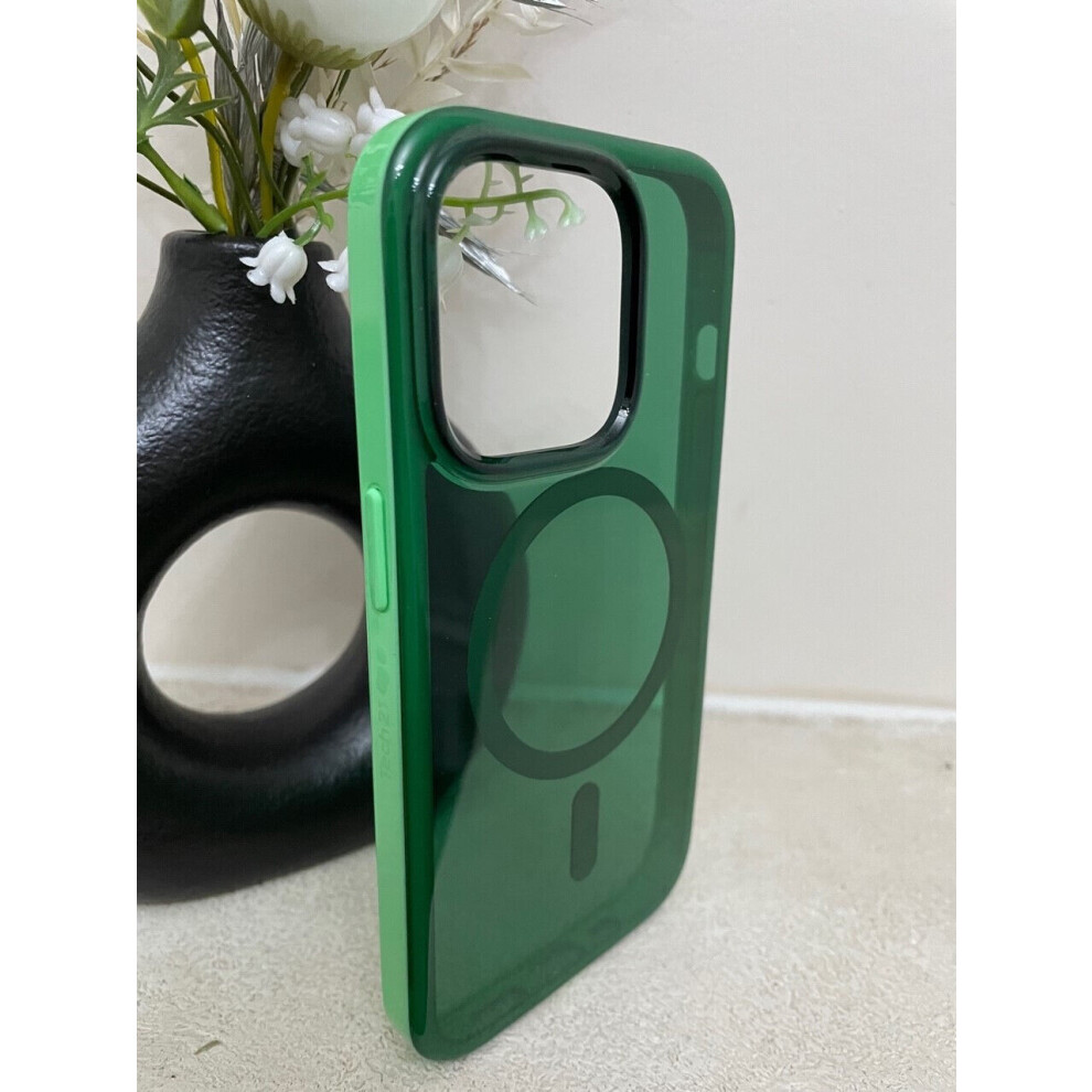 Genuine Tech21 Case For Iphone 14 Pro Magsafe Compatible Evotint + Glass Green 5056586711194