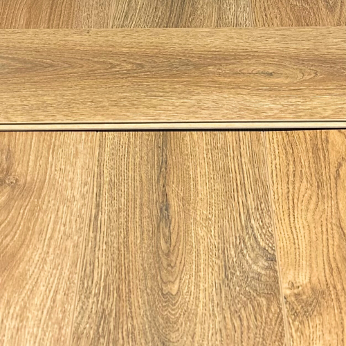 8mm Laminate Flooring - Click System - Natural Summer Oak Effect 2