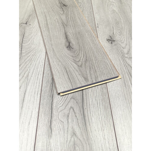 8mm Laminate Flooring - Click System - Century Grey Oak Effect 2