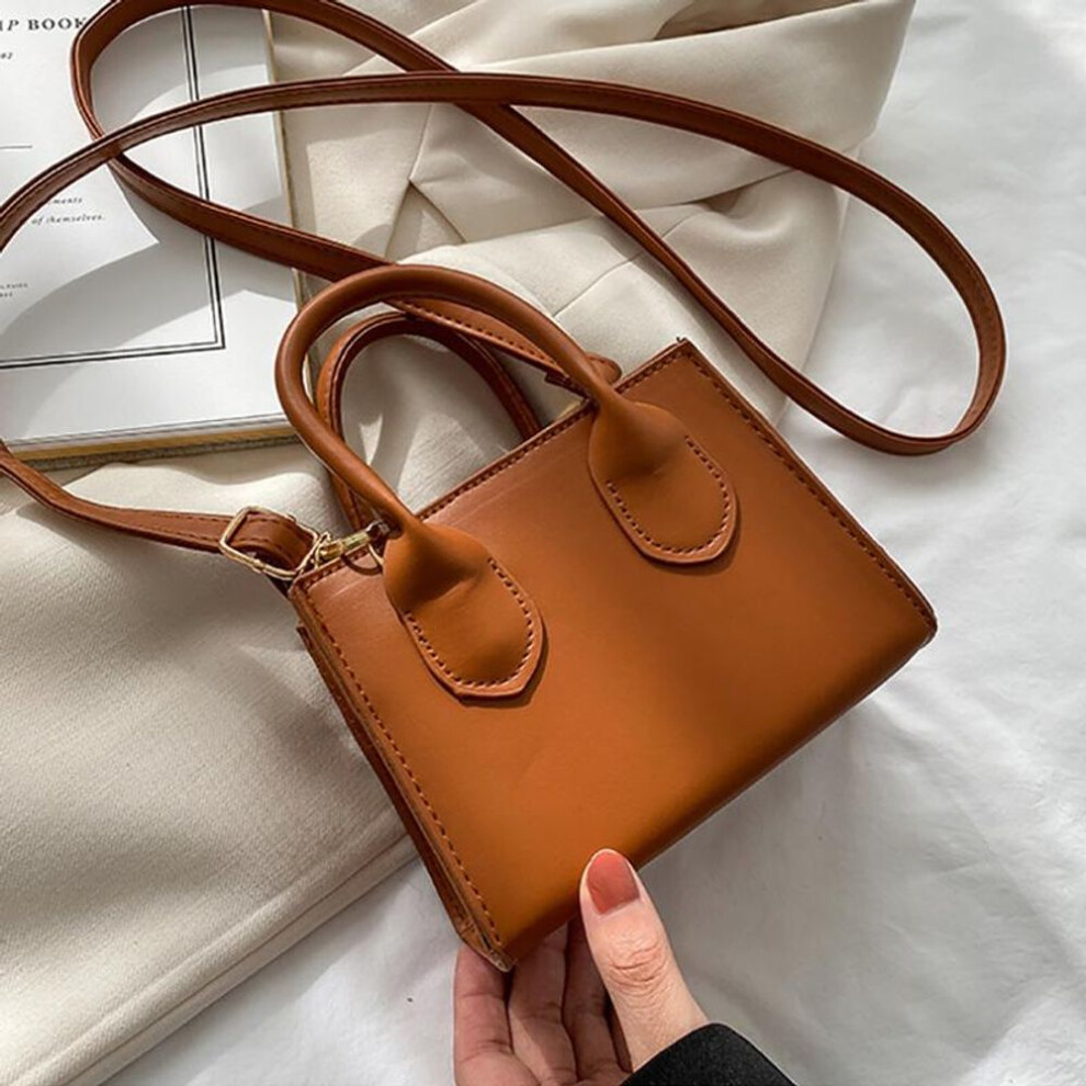 (light brown, 14.5x8x18cm) Yogodlns Spring New Small Handbag Women PU Leather Crossbody Bag Fashion Brands Shoulder Messenger Bag Daily Shopping Phone Bags