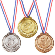 Basket-ball 3 médailles, or, argent, bronze, médaille des vainqueurs avec ruban 1er 2e 3e enfants Médaille en métal, style