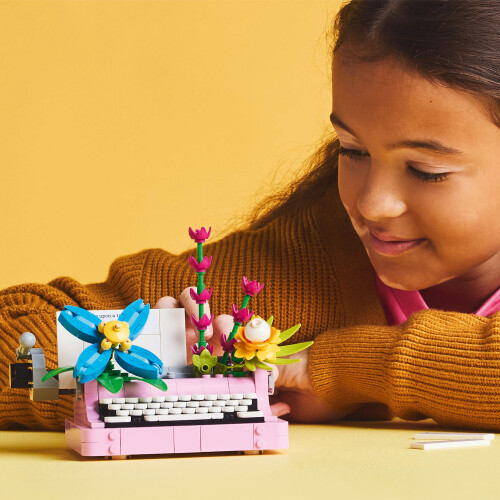 LEGO LEGO Creator 31169 Typewriter with Flowers Age 8+ 363pcs - LEGO Building Set 1