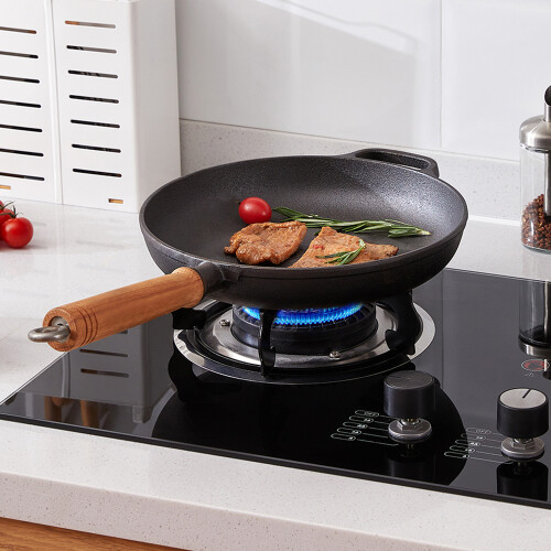 Living And Home (27cm Dia) Cast Iron Skillet with Removable Wooden Handle 2