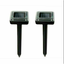 2X Solar Power Ultrasonic Pest Animal Repeller Pet Scarer Control