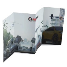 Evil Genius Games Everyday Heroes: GM Screen - Het rollenspel Gamemaster RPG-accessoire 4-paneels scherm Evil Genius Games Inside heeft alle tafel