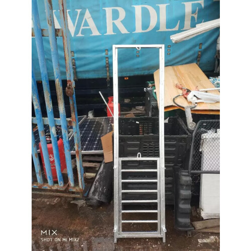 Sheep Guillotine Gate Race Handling System
